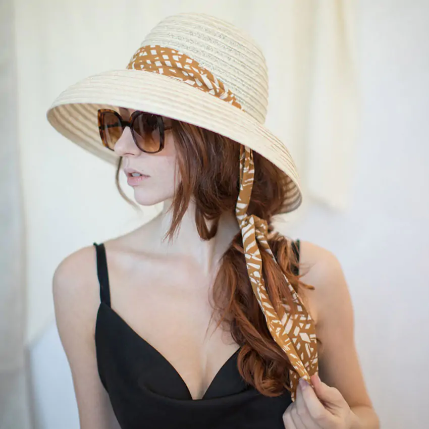 Chapeau Cloche paille moderne