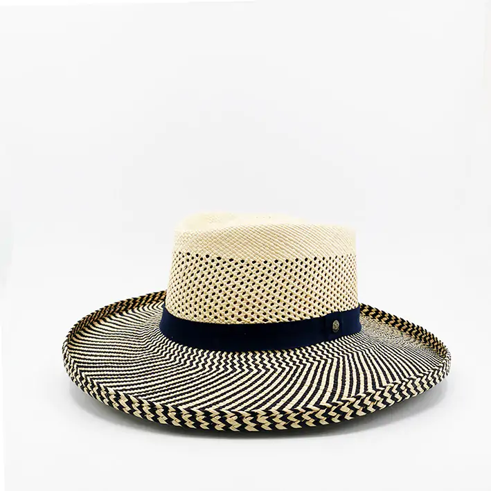chapeau panama homme blanc et bleu