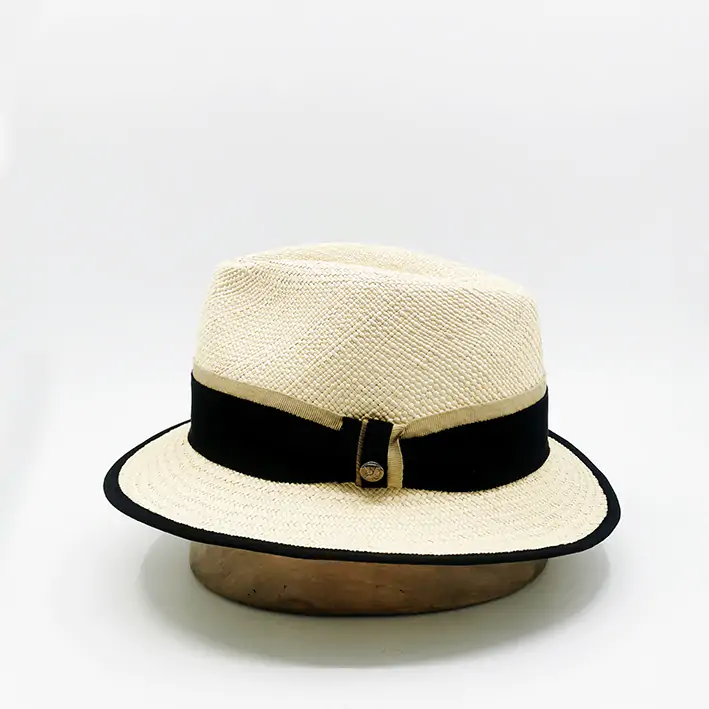 trilby chapeau beige